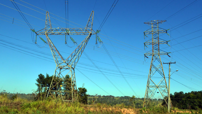 TCU cobra governo e Aneel por fragilidades no mercado livre de energia