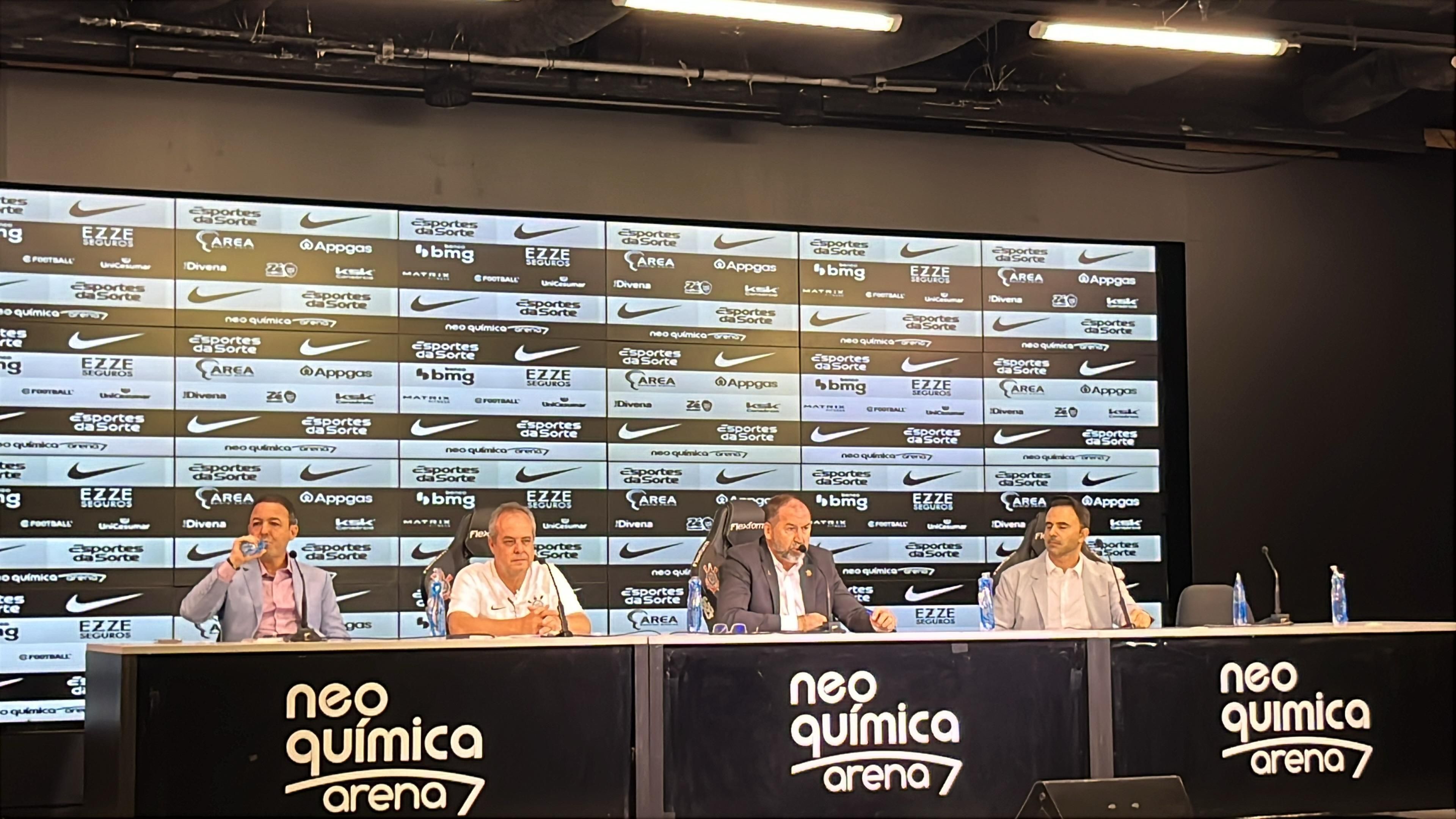 Corinthians: Augusto Melo apresenta novos diretores de finanças e marketing